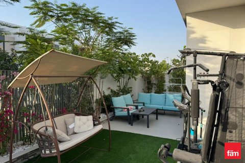 Řadový dům v Dubai, SAE 4 ložnice, 250 m² Č.: 631781 - fotografie 3