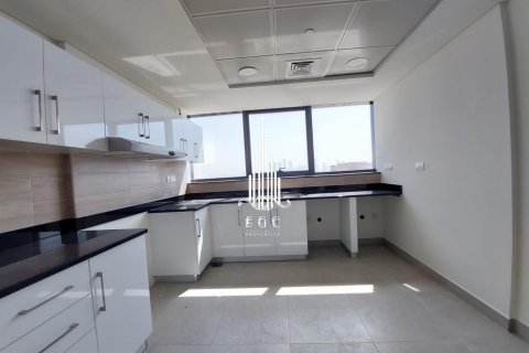 Byt na Saadiyat Island, Abu Dhabi, SAE 4 ložnice, 341.4 m² Č.: 549015 - fotografie 12
