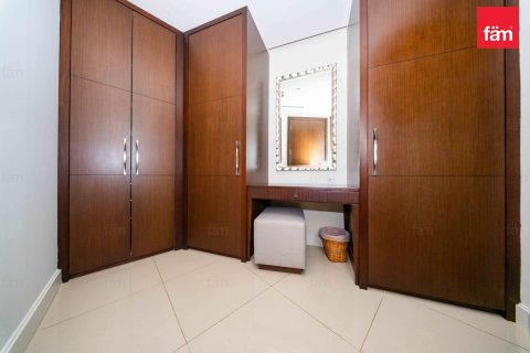 Appartement te huur in Downtown Dubai (Downtown Burj Dubai), Dubai, VAE 2 slaapkamers, 134.9 vr.m., nr 760810 - foto 14