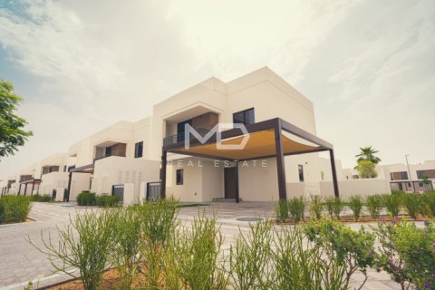 Řadový dům na Yas Island, Abu Dhabi, SAE 3 ložnice, 165.9 m² Č.: 555510 - fotografie 3