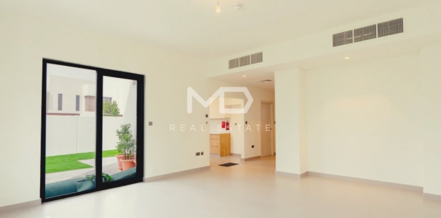 Řadový dům na Yas Island, Abu Dhabi, SAE 3 ložnice, 165.9 m² Č.: 555510