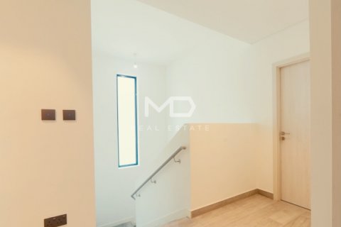 Řadový dům na Yas Island, Abu Dhabi, SAE 3 ložnice, 165.9 m² Č.: 555510 - fotografie 33