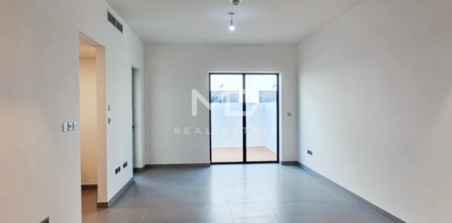 Māja  Yas Island, Abu Dhabijā, AAE 3 istabas, 162.8 m2 Nr. 555511
