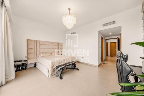 Villa in Dubai Hills Estate, Dubai, UAE 4 bedrooms, 451.14 sq.m. № 761481 - photo 11