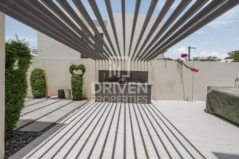 Villa in Dubai Hills Estate, Dubai, UAE 4 bedrooms, 451.14 sq.m. № 761481 - photo 22