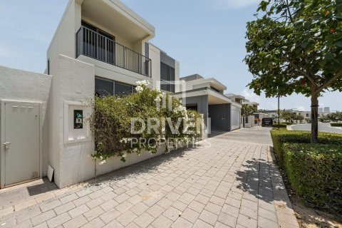 Villa in Dubai Hills Estate, Dubai, UAE 4 bedrooms, 451.14 sq.m. № 761481 - photo 29