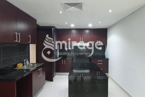 Apartment in Al Reem Island, Abu Dhabi, UAE 2 bedrooms, 186 sq.m. № 571801 - photo 8