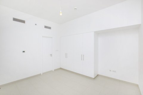Apartmen di Town Square, Dubai, UAE 2 bilik tidur, 86 meter persegi № 688367 - foto 11