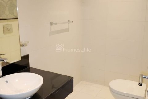 Apartman u Business Bay, Dubai, UAE 2 spavaćih soba, 126 m2 Br. 688368 - fotografija 13