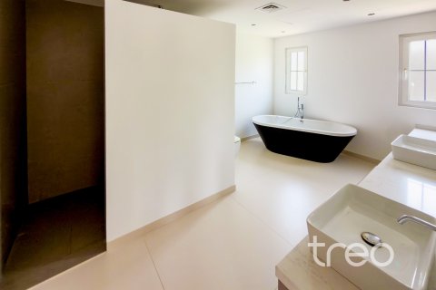 Villa till försäljning i Arabian Ranches, Dubai, UAE 6 sovrum, 480.49 kvm Nr. 733904 - fotografi 17