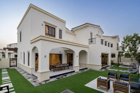 Villa te koop in Arabian Ranches, Dubai, VAE 7 slaapkamers, 557.98 vr.m., nr 733907 - foto 5
