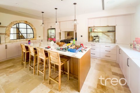 Villa till försäljning i Arabian Ranches 2, Dubai, UAE 5 sovrum, 404.5 kvm Nr. 733910 - fotografi 3