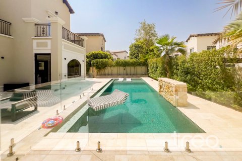 Villa till försäljning i Arabian Ranches 2, Dubai, UAE 5 sovrum, 404.5 kvm Nr. 733910 - fotografi 19