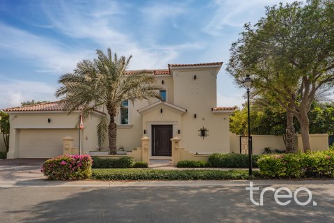Villa till försäljning i Arabian Ranches, Dubai, UAE 5 sovrum, 724.27 kvm Nr. 733905 - fotografi 15