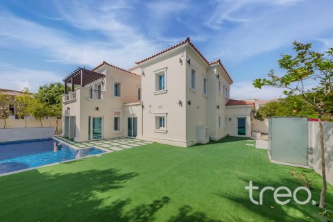 Vila v Arabian Ranches, Dubai, SAE 5 ložnice, 724.27 m² Č.: 733905