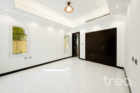 Villa till försäljning i Arabian Ranches, Dubai, UAE 5 sovrum, 724.27 kvm Nr. 733905 - fotografi 7