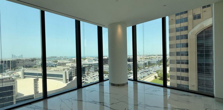 Appartamento a Al Sufouh, Dubai, EAU 4 camere da letto, 470.2 mq. № 598080