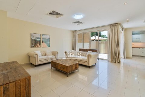 Townhouse in Al Raha Gardens, Abu Dhabi, UAE 3 bedrooms, 299.98 sq.m. № 748170