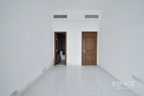 Kaupunkipientalo Al Furjan, Dubai, Arabiemiraatit 3 makuuhuonetta, 265 m2 № 738417 - kuva 14