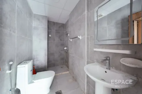 Kaupunkipientalo Al Furjan, Dubai, Arabiemiraatit 3 makuuhuonetta, 265 m2 № 738417 - kuva 13