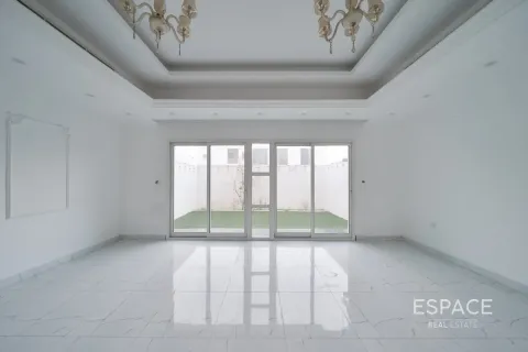 Kaupunkipientalo Al Furjan, Dubai, Arabiemiraatit 3 makuuhuonetta, 265 m2 № 738417 - kuva 3