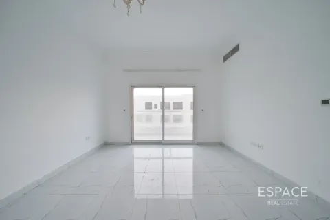 Kaupunkipientalo Al Furjan, Dubai, Arabiemiraatit 3 makuuhuonetta, 265 m2 № 738417 - kuva 6