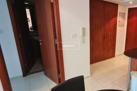 Apartment in Jumeirah Lake Towers, Dubai, UAE 1 bedroom, 66.7 sq.m. № 624502 - photo 13
