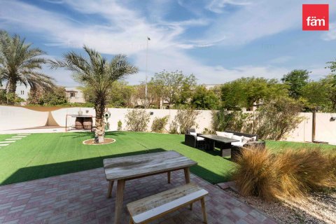 Villa in Dubai, UAE 3 bedrooms, 815.2 sq.m. № 645828 - photo 20