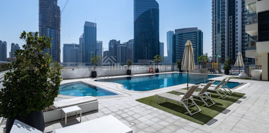 דירה ב Downtown Dubai (Downtown Burj Dubai), Dubai, איחוד האמירויות 3 חדרי שינה, 189 מ"ר מספר 722813