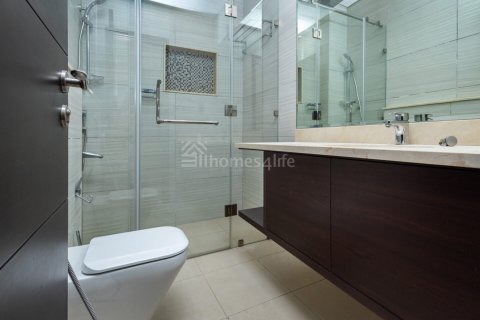 דירה להשכרה ב Downtown Dubai (Downtown Burj Dubai), Dubai, איחוד האמירויות 3 חדרי שינה, 189 מ"ר, מספר 722813 - תמונה 15