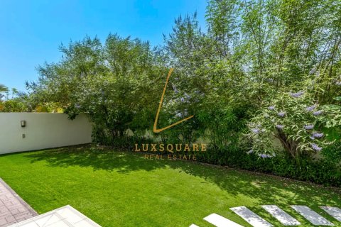 Villa in affitto a Dubai Hills Estate, Dubai, EAU 3 camere da letto, 221 mq. № 686378 - foto 6