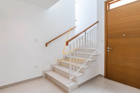 Villa in affitto a Dubai Hills Estate, Dubai, EAU 3 camere da letto, 221 mq. № 686378 - foto 11