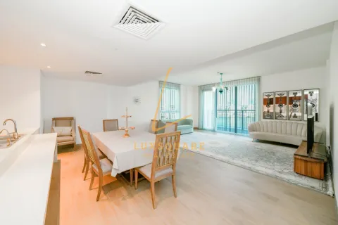 Appartement à louer à Jumeirah, Dubai, EAU 3 chambres, 193 m2 № 686375 - photo 2