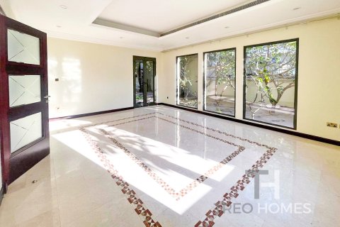 Vila v Palm Jumeirah, Dubai, SAE 4 ložnice, 465 m² Č.: 597609 - fotografie 6