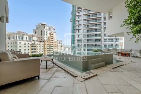 Apartamento en venta en Jumeirah Village Circle, Dubai, EAU 2 dormitorios, 260 m2 № 653594 - foto 2