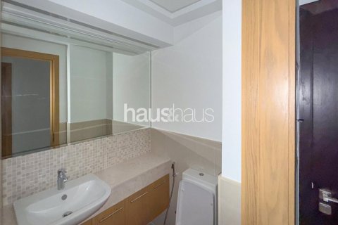 Appartamento in affitto a Downtown Dubai (Downtown Burj Dubai), Dubai, EAU 1 camera da letto, 75 mq. № 627130 - foto 8