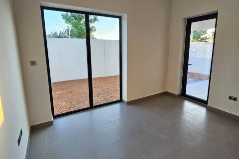 Townhouse on the Yas Island, Abu Dhabi, UAE 3 bedrooms, 214 sq.m. № 594782 - photo 11
