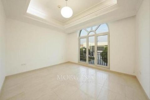 Vilë në Mohammed Bin Rashid City, Dubai, Emiratet e Bashkuara Arabe 5 dhoma gjumi, 899.9 m2. № 537093 - Foto 2
