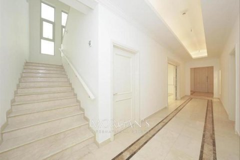 Vilë në Mohammed Bin Rashid City, Dubai, Emiratet e Bashkuara Arabe 5 dhoma gjumi, 899.9 m2. № 537093 - Foto 13