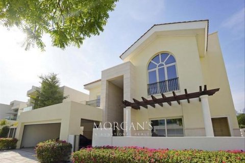 Vilë në Mohammed Bin Rashid City, Dubai, Emiratet e Bashkuara Arabe 5 dhoma gjumi, 899.9 m2. № 537093 - Foto 18