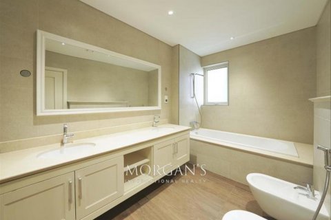 Vilë në Mohammed Bin Rashid City, Dubai, Emiratet e Bashkuara Arabe 5 dhoma gjumi, 899.9 m2. № 537093 - Foto 49