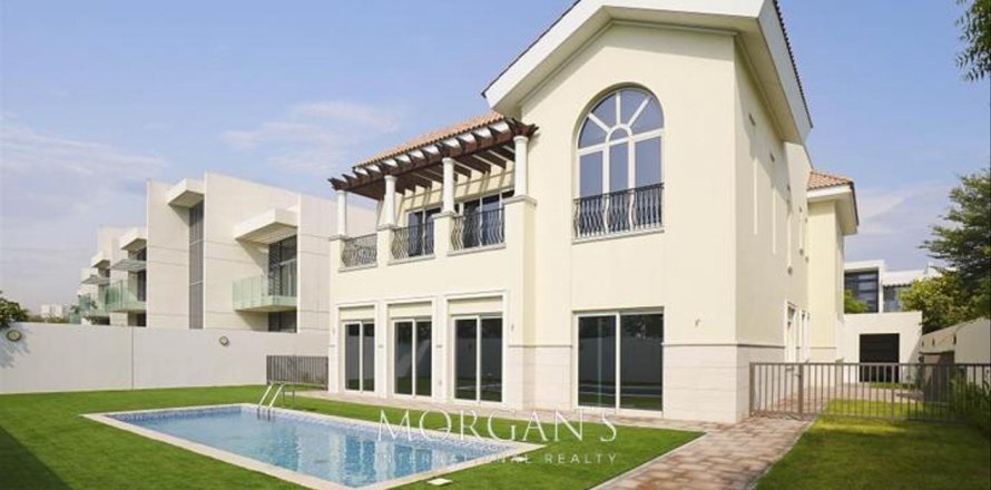 Vilë në Mohammed Bin Rashid City, Dubai, Emiratet e Bashkuara Arabe 5 dhoma gjumi, 899.9 m2. № 537093