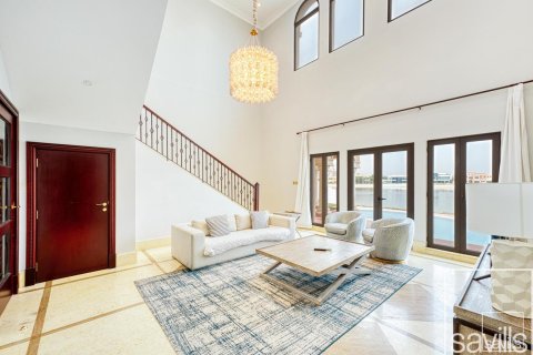 Palm Jumeirah, Dubai, UAE의 임대용 빌라 침실 6개, 650제곱미터 번호 646427 - 사진 16