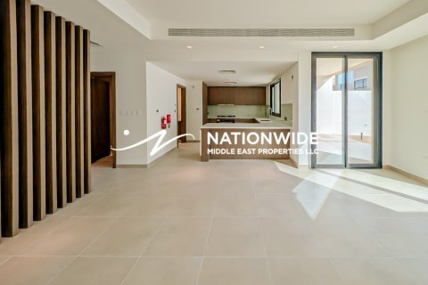 Dvoupatrový byt v Abu Dhabi, SAE 3 ložnice, 292 m² Č.: 661985 - fotografie 4