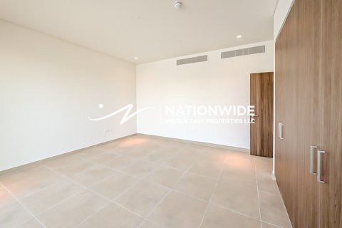 Dvoupatrový byt v Abu Dhabi, SAE 3 ložnice, 292 m² Č.: 661985 - fotografie 8