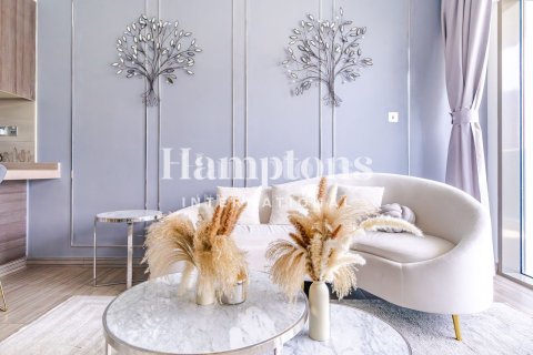 Apartmen di Jumeirah Lake Towers, Dubai, UAE 1 bilik tidur, 73.01989994 meter persegi № 702036 - foto 4