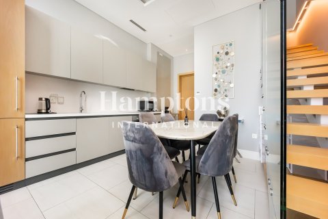 Apartmen di Business Bay, Dubai, UAE 1 bilik tidur, 95.11037528 meter persegi № 702037 - foto 11