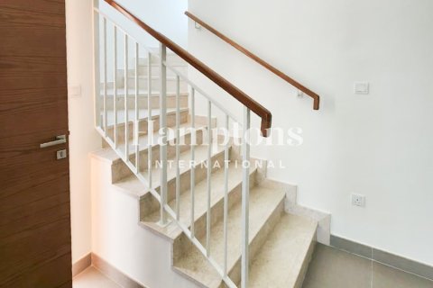 Üürile anda villa asukohaga Dubai Hills Estate, Dubai, AÜE: 4 magamistoaga, 369.38232800 m² Nr 701985 - pilt 17