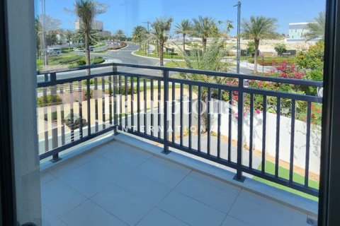 Üürile anda villa asukohaga Dubai Hills Estate, Dubai, AÜE: 4 magamistoaga, 369.38232800 m² Nr 701985 - pilt 25