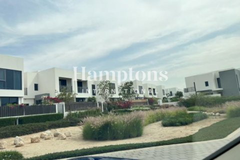 Üürile anda villa asukohaga Dubai Hills Estate, Dubai, AÜE: 4 magamistoaga, 369.38232800 m² Nr 701985 - pilt 8